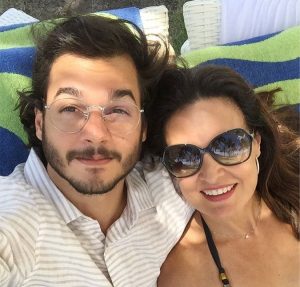 Túlio Gadelha conta qual surpresa Fátima Bernades preparou para o Dia dos Namorados