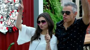 Record é acusada por internautas de manipular resultado de Power Couple