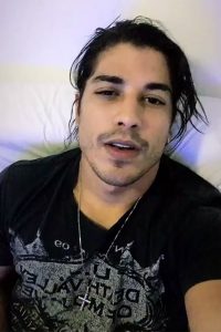 Douglas Sampaio rebate acusação de agressão e diz que procurará a Justiça