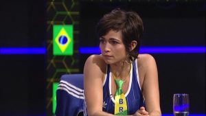 Nanda Costa faz declaração polêmica sobre ver mulheres bonitas na TV: “Eu gosto, acho lindo”