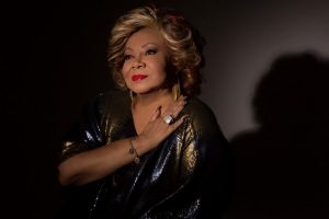 Cantora Alcione passa mal e é internada as pressas em Hospital Sírio-Libanês