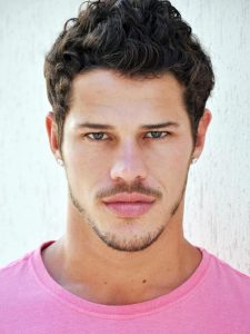 Nude José Loreto ator da rede Globo é vazado por próprio ator