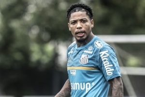 Flamengo chega em acordo com o Santos e acerta a contratação de Marinho