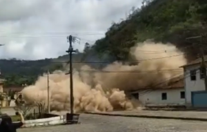 Urgente: Desabamento de morro em Ouro Preto (Mg)