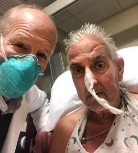 Pela primeira vez, homem recebe coração de porco em transplante nos EUA