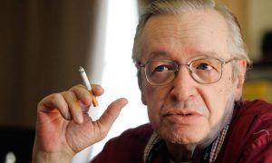Olavo de Carvalho morre aos 74 anos após decorrência de Covid-19