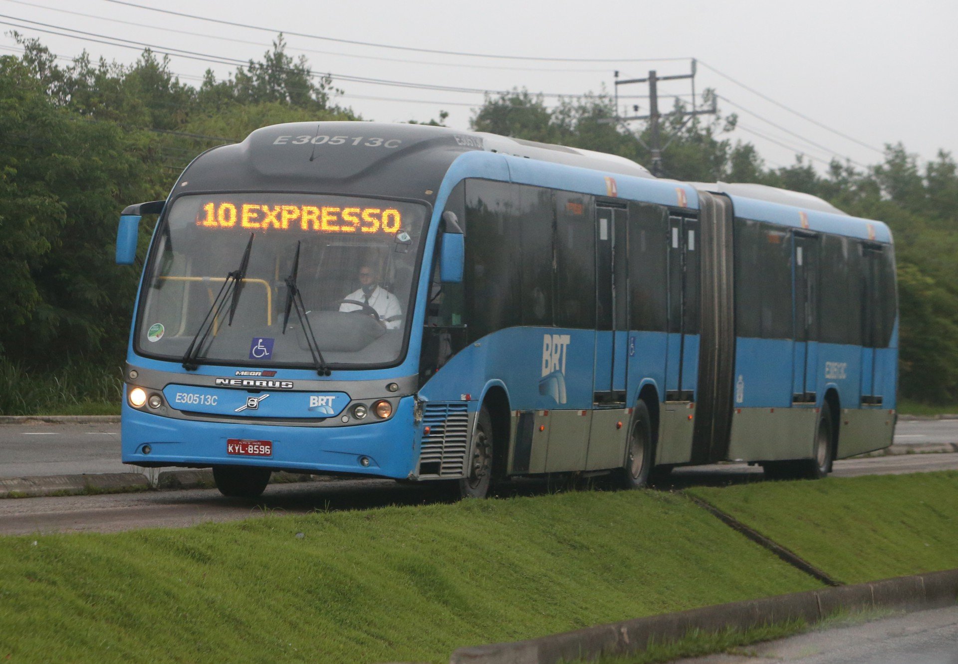 Rodoviários do BRT entram em greve 