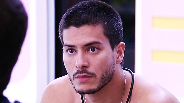 Arthur Aguiar, Prova do Líder, Paredão BBB22, BBB22, Lina BBB22