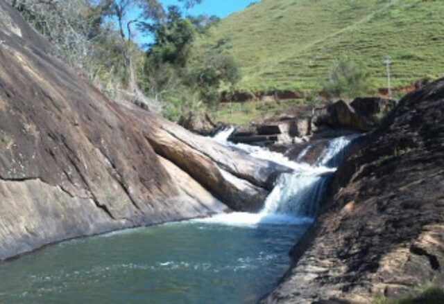 Jovem morre em cachoeira