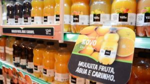 Fraude na Coca-cola e proibição de vendas: Propaganda enganosa diz “Muuuita Fruta, Água e Carinho”
