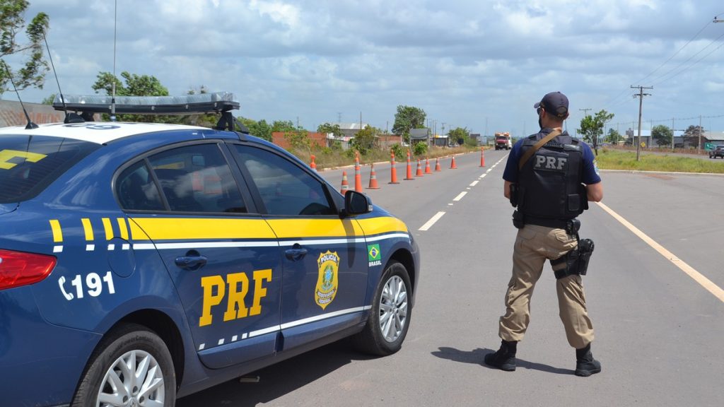 Vídeo homem morto pela PRF, PRF, Polícia, Polícia Federal, Polícia Rodoviária Federal, Tv, Online, Brasil, Grátis, Gás, Lacrimogênio, BR 101, Umbaúba, Sergipe, SE, Federais, Agentes, Abordagem