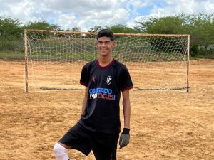 Entenda o conflito entre Luva de Pedreiro e o empresário