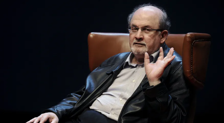 Salman Rushdia, Escritor Indiano Salman Rushdie, quem é Salman Rushdie, Escritor Indiano nos EUA, Escritor esfaqueado, 