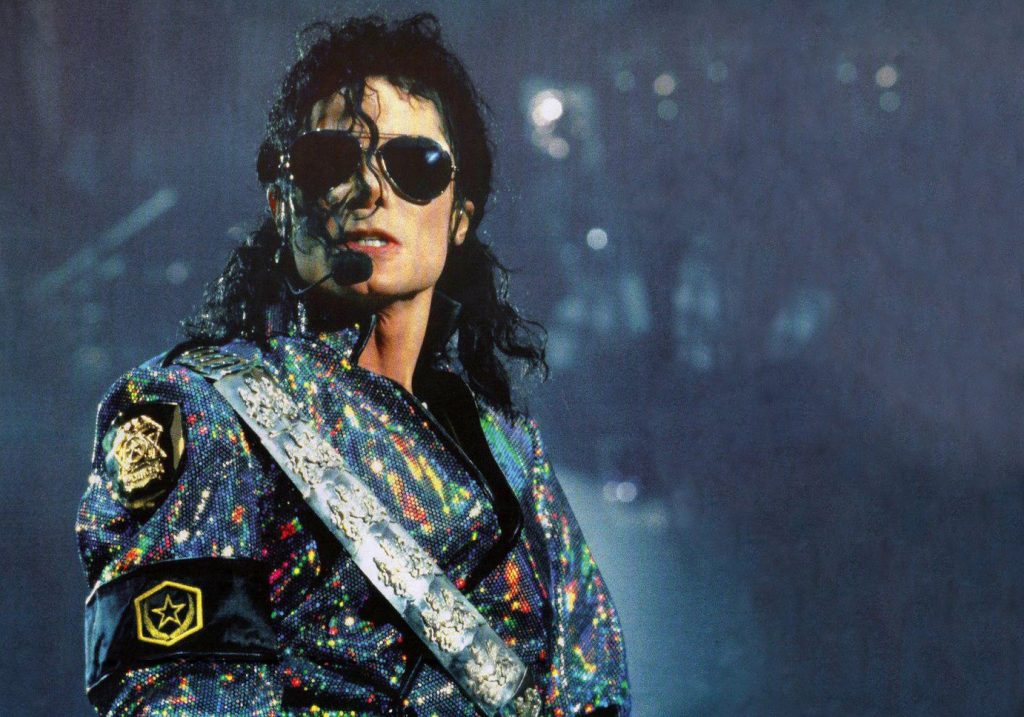 a trama de Michael Jackson irá contar a vida e a carreira do cantor, sendo produzida por Graham King.