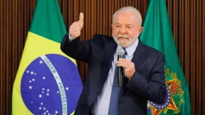 Lula recebe a visita de governadores e afirma discurso de pacificação