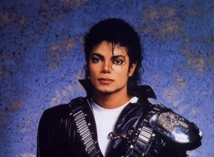 Michael Jackson ganhará cinebiografia que abordará a vida do cantor