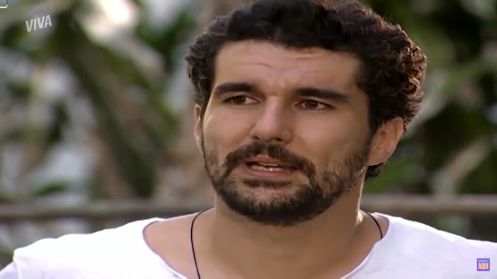 Nicola Siri, o Padre Pedro de Mulheres Apaixonadas (Foto: Reprodução)